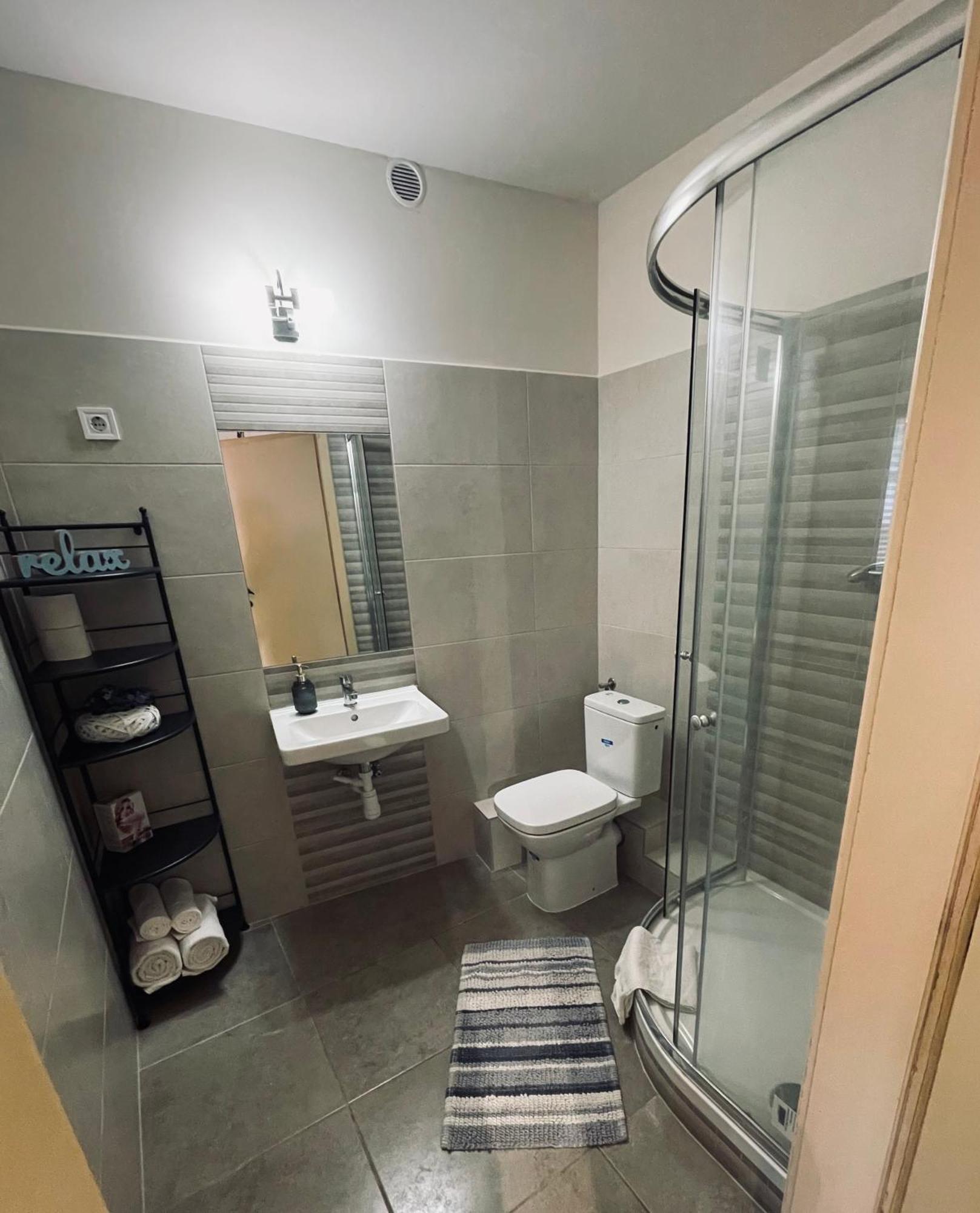 Downtown Apartments Deluxe Gyor Exterior photo